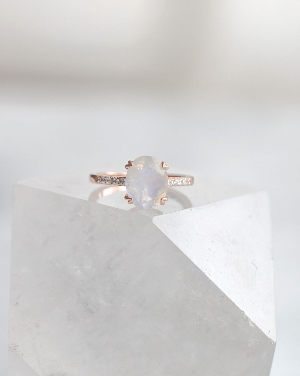 Ring „Solene“ - Mondstein (Perlweiß), 7