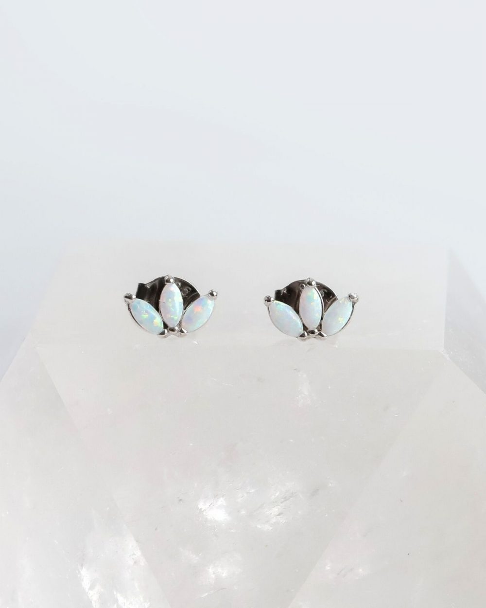 Edelstein Ohrringe aus Silber mit Opal – Handgemacht