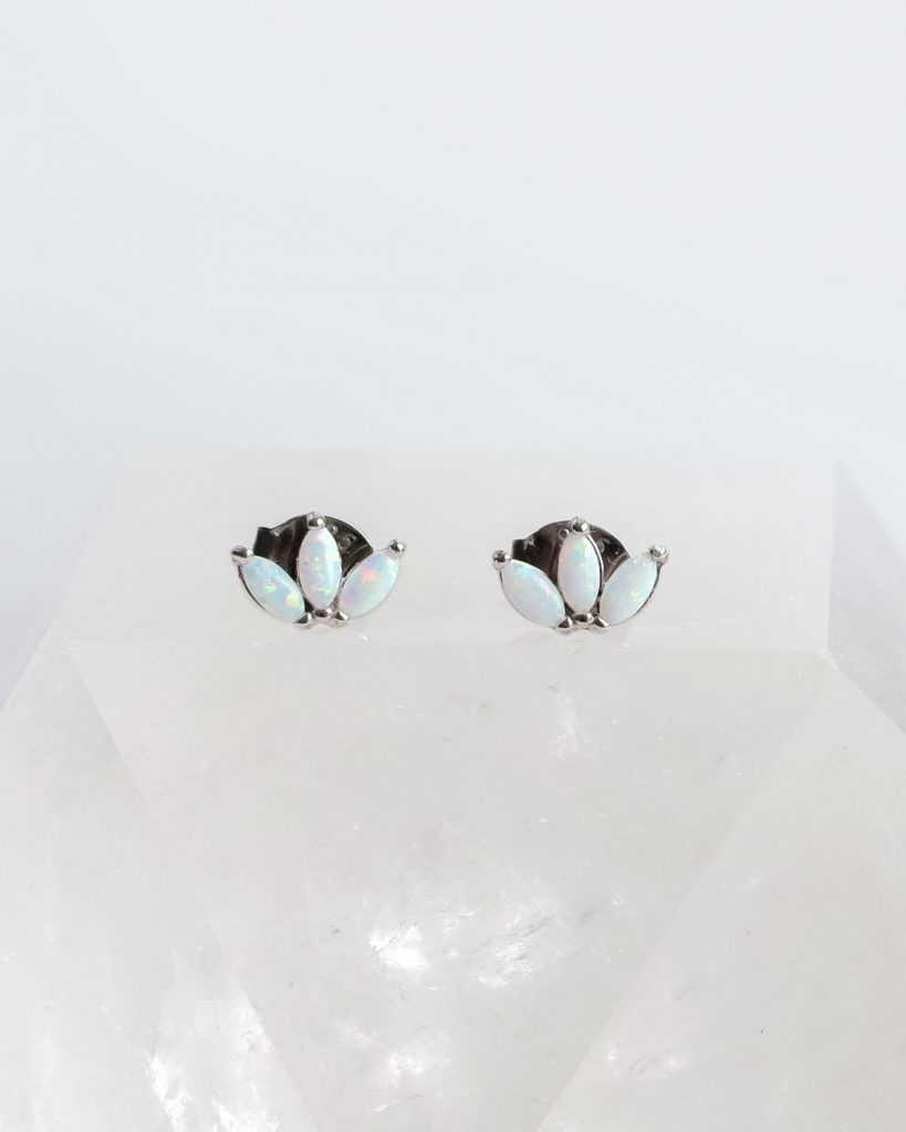 Edelstein Ohrringe aus Silber mit Opal – Handgemacht